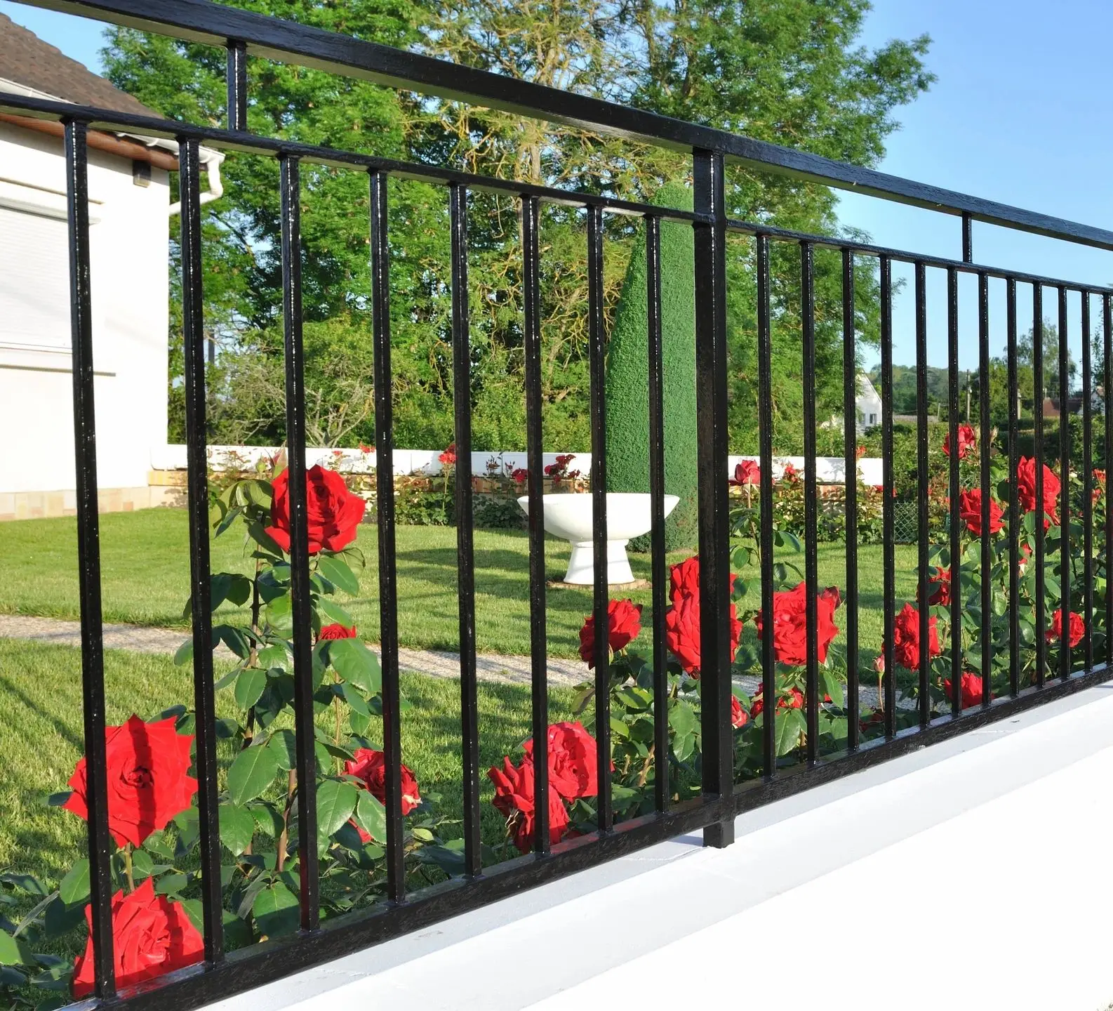 iron fence painting